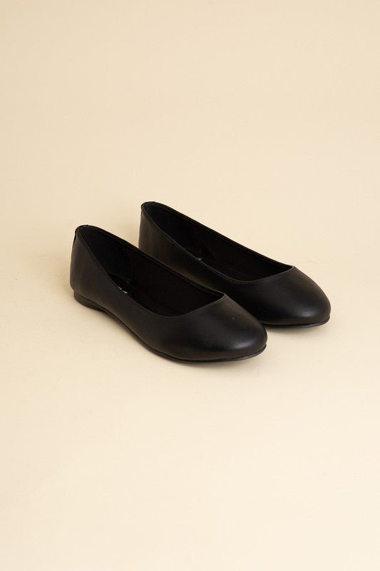 Black Round Toe Ballerina Flats from Flats collection you can buy now from Fashion And Icon online shop